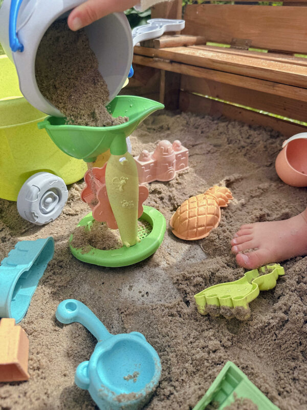 WOOPIE GREEN Zestaw do Piasku z Wózkiem 13 el. BIODEGRADOWALNY ORGANICZNY MATERIAŁ - 008