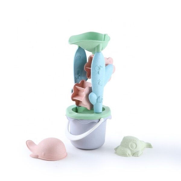 WOOPIE GREEN Zestaw z Wiaderkiem i Kołowrotkiem 4 el. BIODEGRADOWALNY ORGANICZNY MATERIAŁ - 008