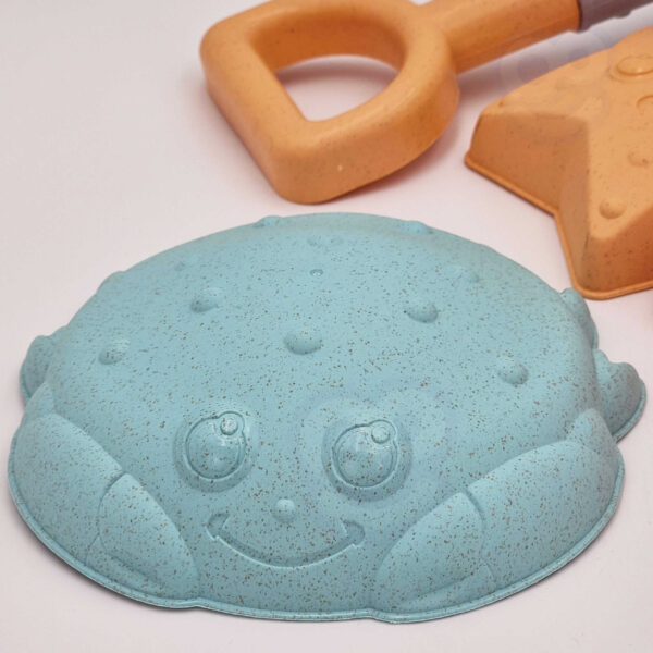 WOOPIE GREEN Zestaw do Piasku w Wiaderku 8 el. BIODEGRADOWALNY ORGANICZNY MATERIAŁ - 009