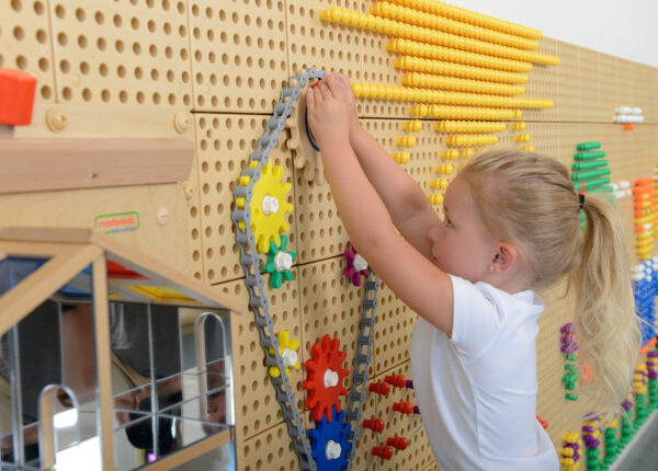 MASTERKIDZ Zestaw Akcesoriów Mix Kołeczki Śrubki Narzędzia 352 el. - 004