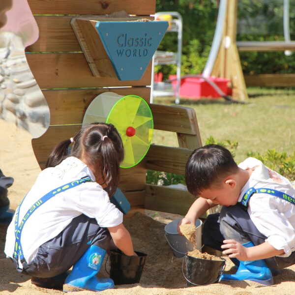 CLASSIC WORLD EDU Ścianka do Zabawy w Piasku - 005