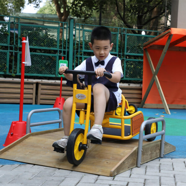 CLASSIC WORLD EDU Drewniany Mostek Rampowy Najazd Droga Tor dla Rowerów - 003