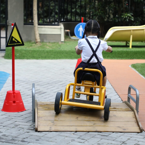 CLASSIC WORLD EDU Drewniany Mostek Rampowy Najazd Droga Tor dla Rowerów - 004