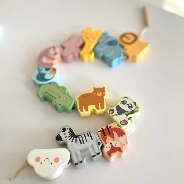 WOOPIE GREEN Drewniana Nawlekanka Klocki Przeplatanka ZOO Montessori 13 el. - 008