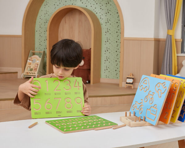 VIGA Drewniany Stojak na Tablice Kreślarskie Puzzle Pionowy Ogranizer - 003