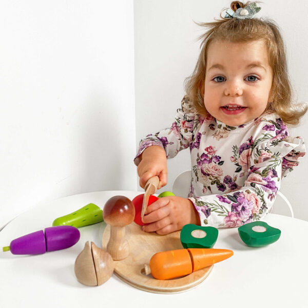 CLASSIC WORLD Drewniany Zestaw do Krojenia Warzyw na Rzepy 16 el. - 003