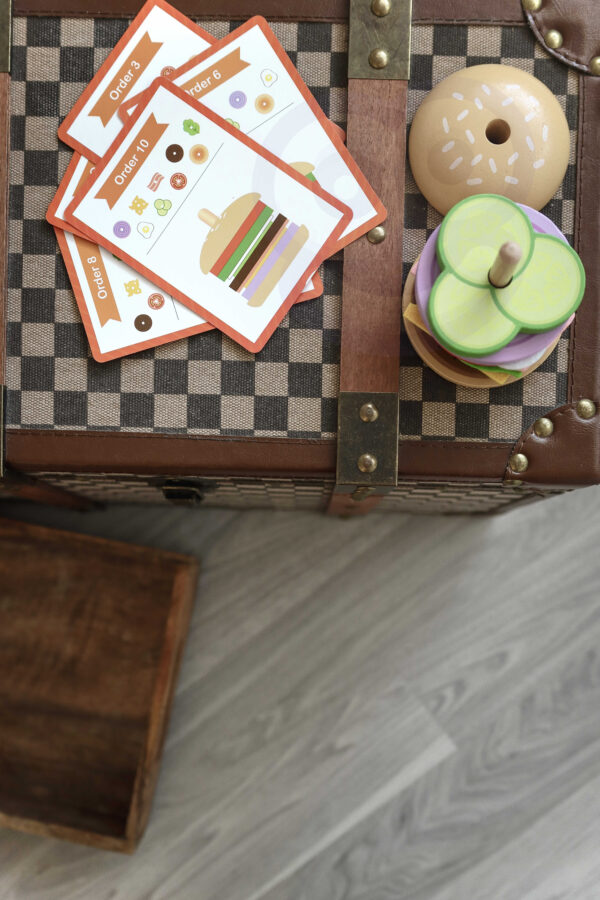 WOOPIE GREEN Drewniany Burger Restauracja Układanka dla Dzieci 15 el. Certyfikat FSC - 008