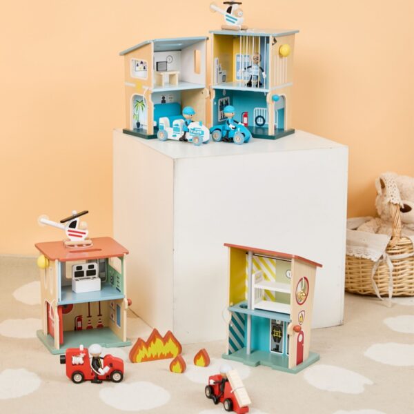 CLASSIC WORLD Posterunek Policji Drewniany Samochód Helikopter FIgurki 12el. - 008