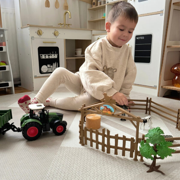 WOOPIE Zestaw Mini Farma Traktor Zwierzęta Osada Farma Rolnik Narzędzia - 004