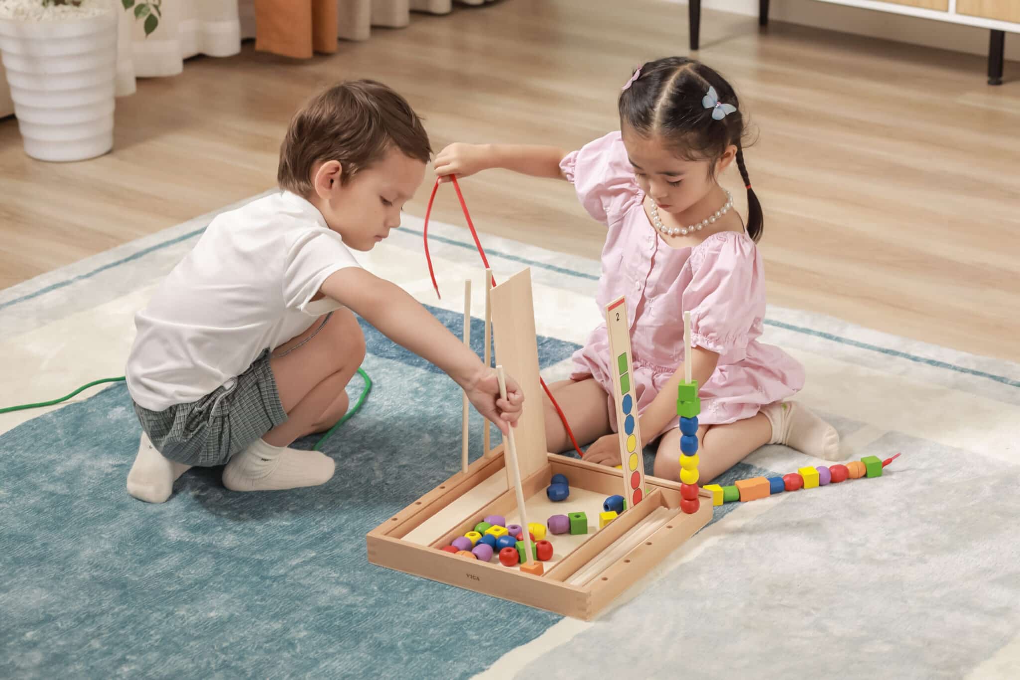 VIGA Drewniana Gra edukacyjna Logiczne koraliki  104 elementy Montessori - 007