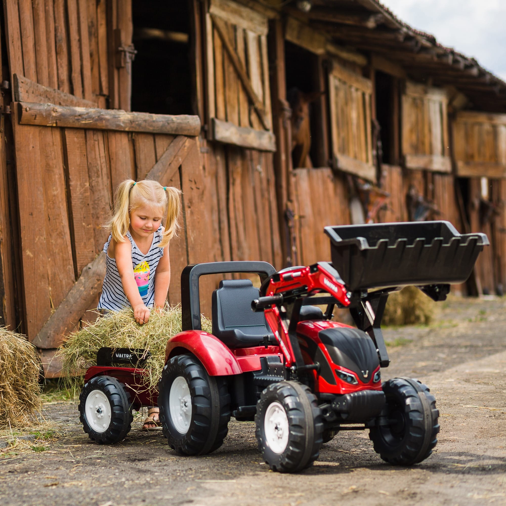 FALK Traktor na Pedały Valtra S4 z Łyżką i Przyczepą 3-7 lat - 006