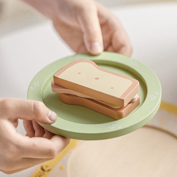 CLASSIC WORLD Drewniany Zestaw Śniadaniowy 13 el. - 006