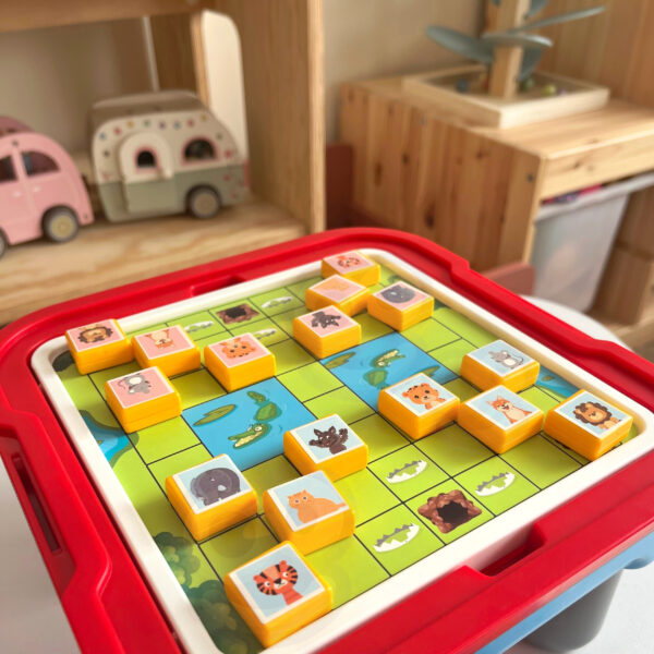 WOOPIE Stolik Gier Planszowych Logicznych 65 el. Zestaw 10w1 - 004