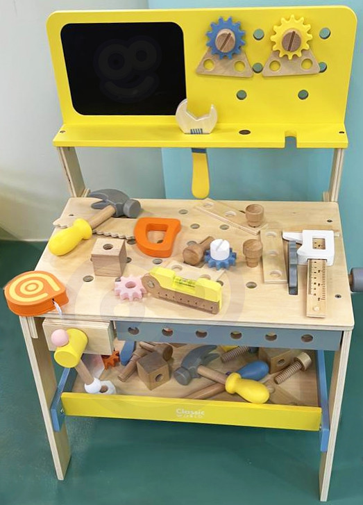 CLASSIC WORLD Drewniany Warsztat Narzędziowy z Tablicą Kredową 27 el. - 008