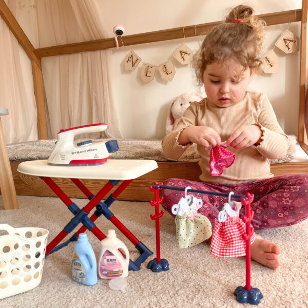 WOOPIE Zestaw XXL Deska do Prasowania z Żelazkiem Wieszakiem Koszem na Pranie i Ubraniami 14 el. - 002