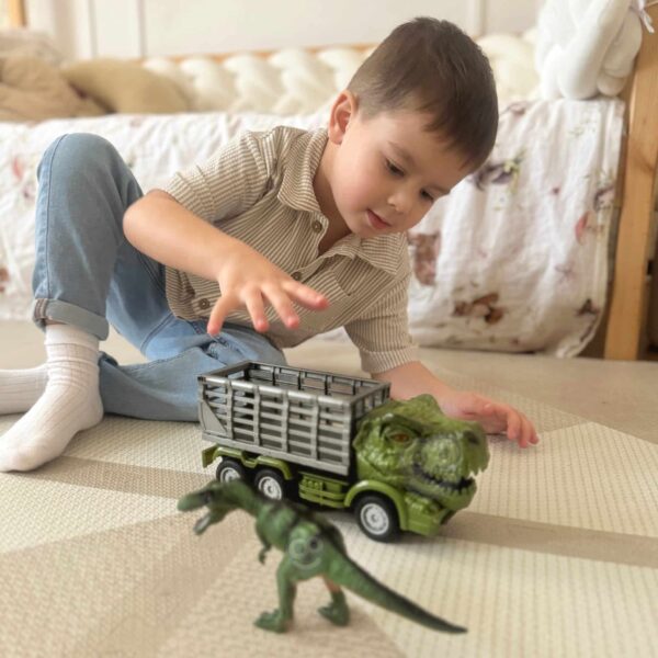 WOOPIE Samochód Zdalnie Sterowany RC Dinozaur Zielony + Figurka - 003