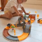 WOOPIE Tor Samochodowy XXL Kolejka Elektryczna Plac Budowy 174 el. - 004
