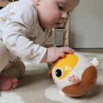 Interaktywny piesek kula usypiacz i zabawka muzyczna - Woopie Baby - 004