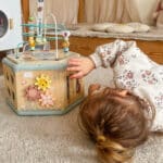 TOOKY TOY Interaktywny Drewniany Sześciokąt Montessori Otwierane Pudełko - 006