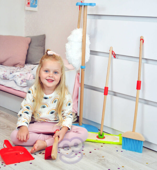 TOOKY TOY Drewniany Zestaw do Sprzątania dla Dzieci 6 el. - 012
