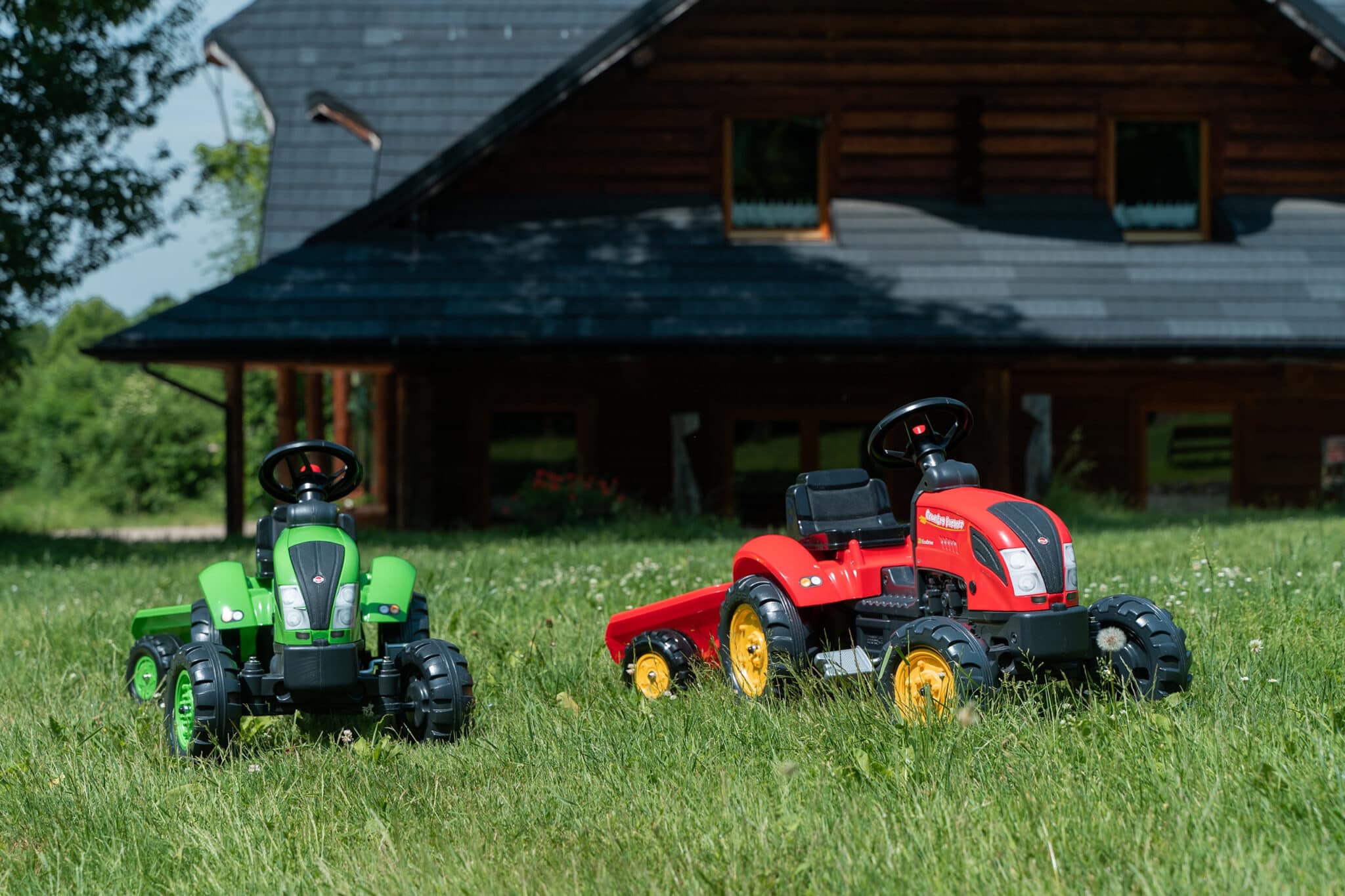 Traktor na Pedały Falk Country Farmer - Aktywny Rozwój i Zabawa - 003
