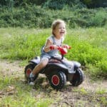 Jeździk Bobby Quad Racing czarny 3+ klakson hak 68cm - BIG - 007