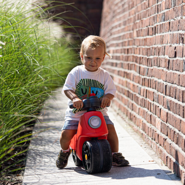 FALK  Jeździk Scooter Strada Scooter Czerwony Ciche Opony od 1 Roku - 006