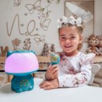 Lampka LED RGB głośnik Bluetooth karaoke dla dzieci - Woopie - 004