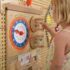 Edukacyjny Zegar Ścienny Masterkidz – Drewniany Panel Sensoryczny Flex STEM - 004