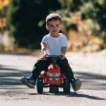 FALK Traktorek Baby Massey Ferguson Czerwony z Przyczepką + akc. od 1-3 lat - 003