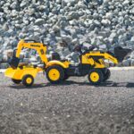 FALK Traktor na Pedały Komatsu z Łyżką Koparką i Przyczepą 2-5 lat - 002