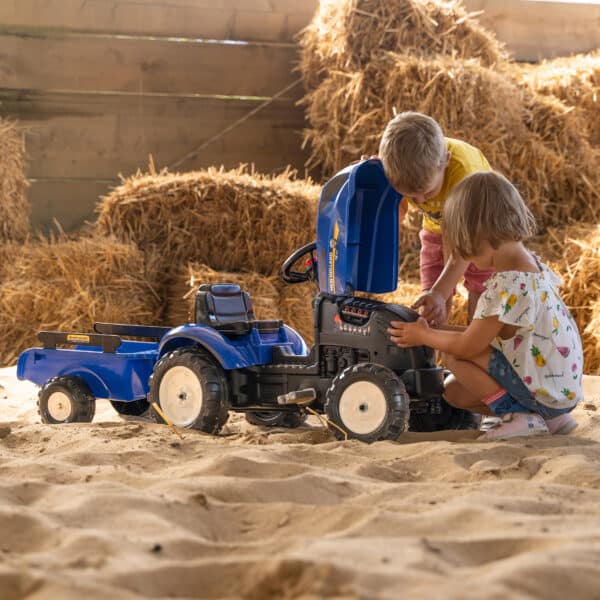 FALK Traktor na Pedały New Holland z Przyczepą i Otwieraną Maską 2-5 lat - 012
