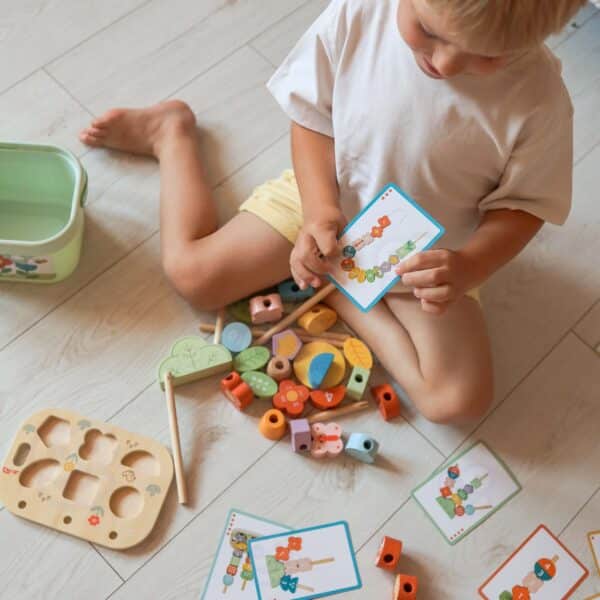 TOOKY TOY Box Edukacyjny 5w1 Magiczny Ogród Montessori - 002