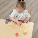 Edukacyjny Ogród z Warzywami Masterkidz – Drewniany Sorter Liczb i Kolorów - 004