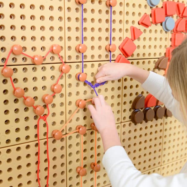 MASTERKIDZ Zestaw Kołeczki i Sznurki - Do Tablicy Naukowo-Kreatywnej STEM - 002