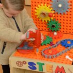 MASTERKIDZ Drewniany Warsztat XXL Montessori STEM z Narzędziami + Akcesoria - 004