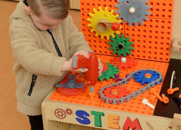 MASTERKIDZ Drewniany Warsztat XXL Montessori STEM z Narzędziami + Akcesoria - 004