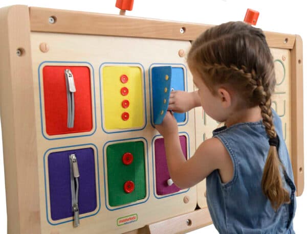 MASTERKIDZ Tablica Ścienna Otwieranie I Zamykanie Zamków Suwaki Guziki Montessori - 004