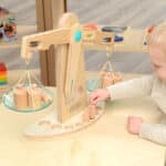 Edukacyjny Zestaw Waga Szalkowa Masterkidz – Pomoc Montessori 3+ - 004