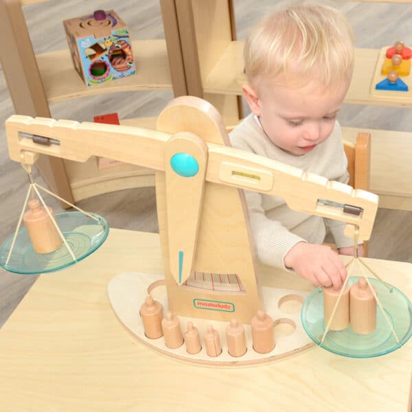 Edukacyjny Zestaw Waga Szalkowa Masterkidz – Pomoc Montessori 3+ - 005