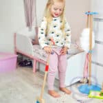 TOOKY TOY Drewniany Zestaw do Sprzątania dla Dzieci 6 el. - 005