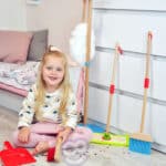 TOOKY TOY Drewniany Zestaw do Sprzątania dla Dzieci 6 el. - 012