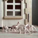 WOOPIE Wykopalisko "Mały Archeolog" 6 Szkieletów Dinozaurów - 004