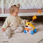 WOOPIE Interaktywny Piesek 2w1 Pchacz Szczekający 360° 6m+ - 009