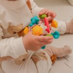 WOOPIE BABY Miękka Grzechotka 4w1 Gryzak Zabawka Sensoryczna dla Niemowląt 0m+ - 002