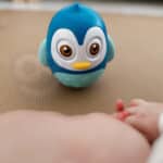 WOOPIE BABY Sensoryczny Pingwinek Wańka Wstańka - 003