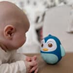 WOOPIE BABY Sensoryczny Pingwinek Wańka Wstańka - 004