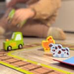 TOOKY TOY Drewniana Farma w Walizce Figurki Pojazdy - 005