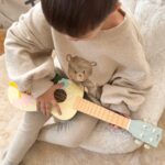 CLASSIC WORLD Drewniane Ukulele Gitara dla Dzieci Różowa - 009