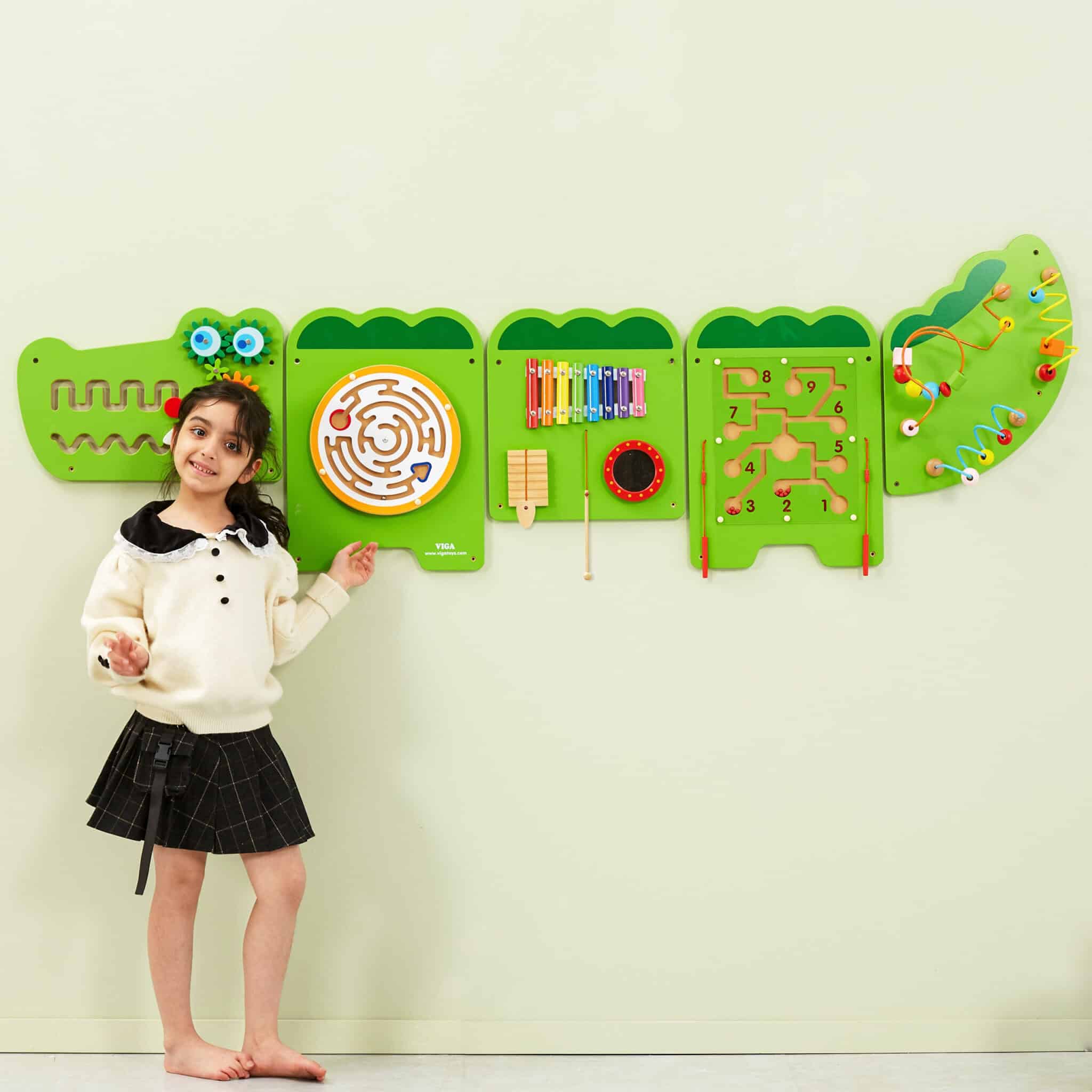 VIGA Tablica Sensoryczna Manipulacyjna Krokodyl Certyfikat FSC Montessori - 002